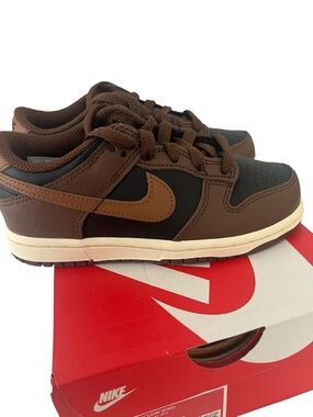 Nike Dunk Low sneakers British tan cacao Brown Black little kids size 12 c